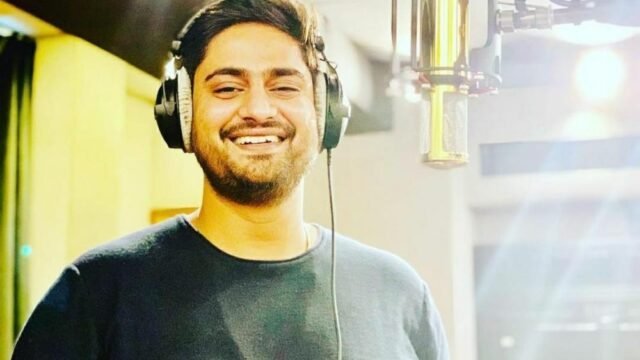 21_08_2021_11_38_45_Singer_Amit_Mishra_in_Mumbai