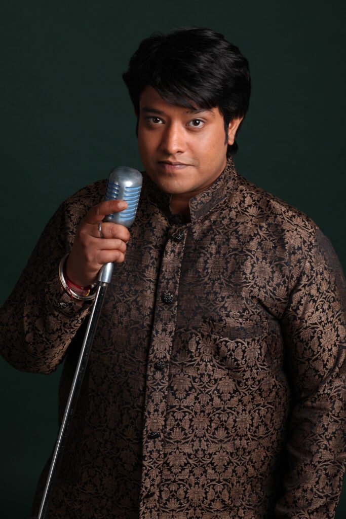 MV5BY2RjYzM2OTItOGE1OS00Njk0LTkxZDUtNDE4ZjhiZDhiMWY3XkEyXkFqcGc@._V1_