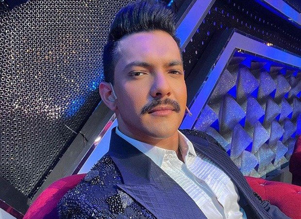 Aditya-Narayan-BH-Interviews-Bollywood-Exclusive-Features-Host-Qayamat-Se-Qayamat-Tak-Reveals-Singer-Udit-Narayan-2